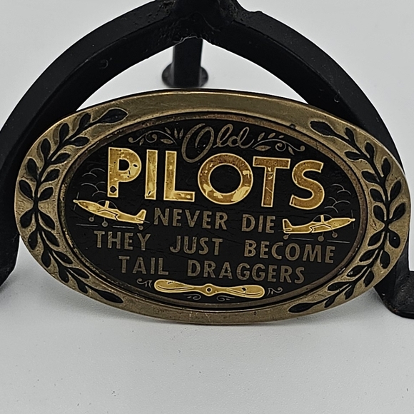 Solid Brass buckle with enamel decorations, "OLD Pilots" by Heritage Buckles. - Picture 3 of 5